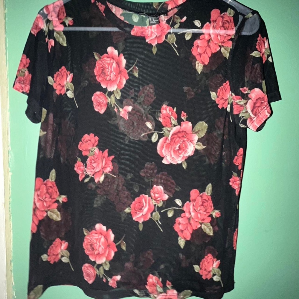 Grunge y2k mesh top